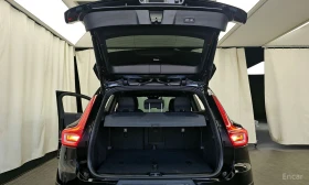 Volvo XC40 B4* BLACK EDITION* ПОДГРЕВ* НАВИГАЦИЯ, снимка 11
