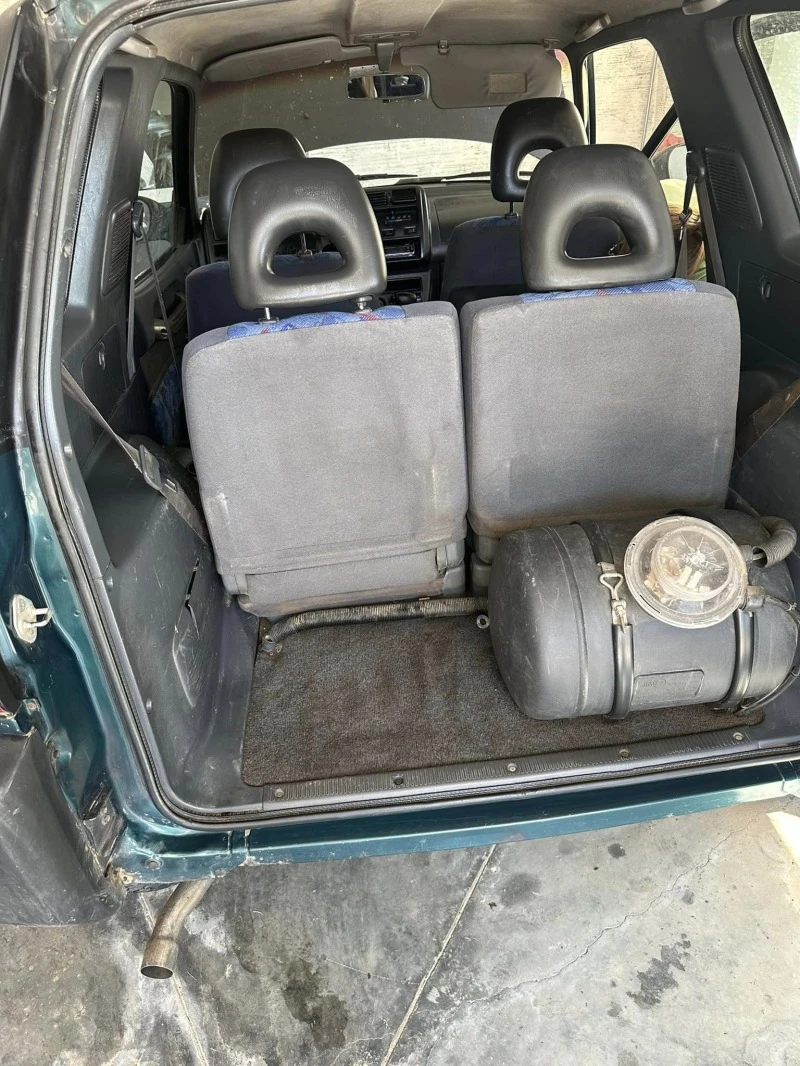 Toyota Rav4 газ клима, снимка 14 - Автомобили и джипове - 46512197