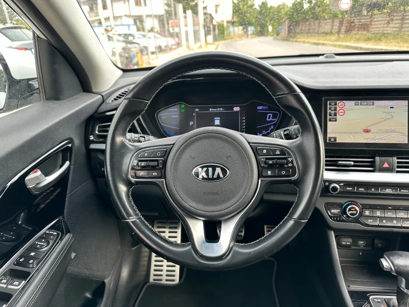 Kia Niro 1.6_HYBRID_2020, снимка 8 - Автомобили и джипове - 46933211