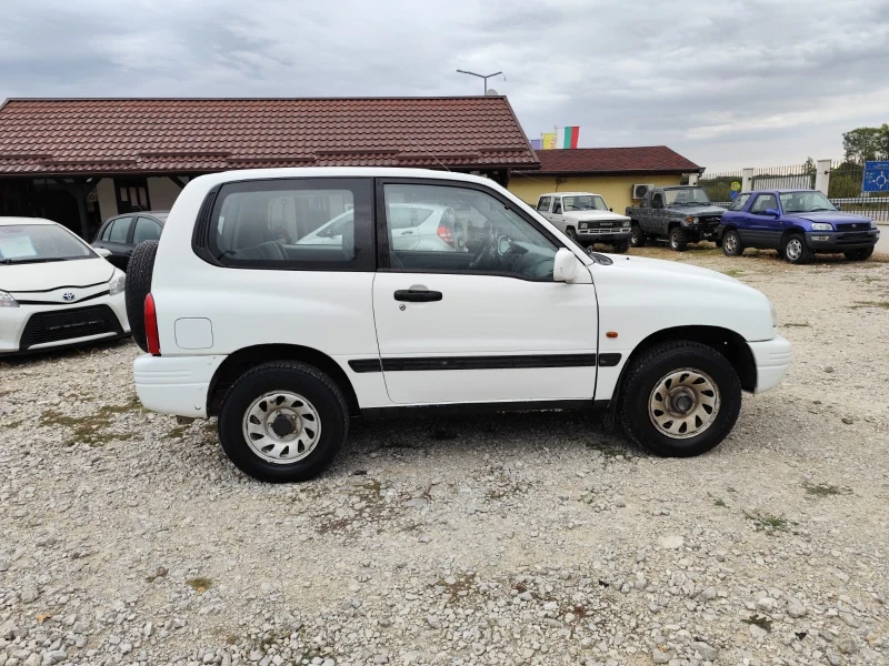 Suzuki Grand vitara 1.6 95ks., снимка 6 - Автомобили и джипове - 47391437