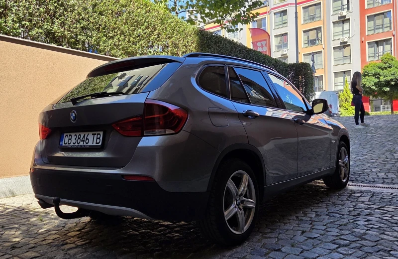 BMW X1, снимка 3 - Автомобили и джипове - 51873832