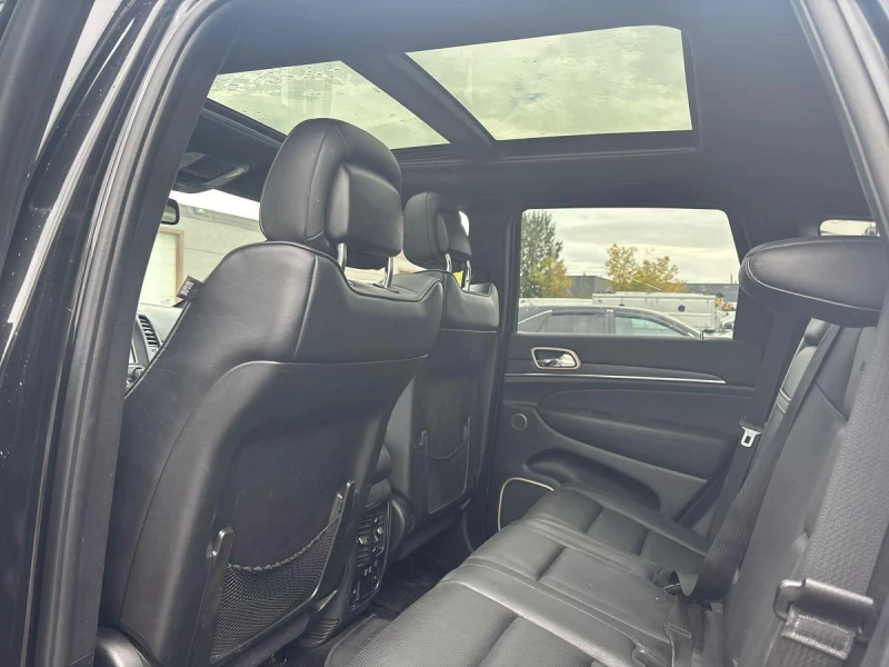 Jeep Grand cherokee Summit* 5.7 HEMI* FULL* Distr* Harman* Обдух* Пано, снимка 8 - Автомобили и джипове - 52440096