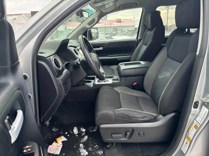 Toyota Tundra * SR5 * CARFAX * БЕЗ ПЪРВОНАЧАЛНА ВНОСКА, снимка 5 - Автомобили и джипове - 52825377