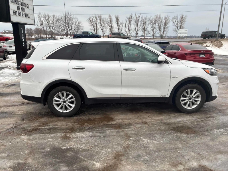 Kia Sorento AWD CARFAX АВТО КРЕДИТ , снимка 5 - Автомобили и джипове - 52835865