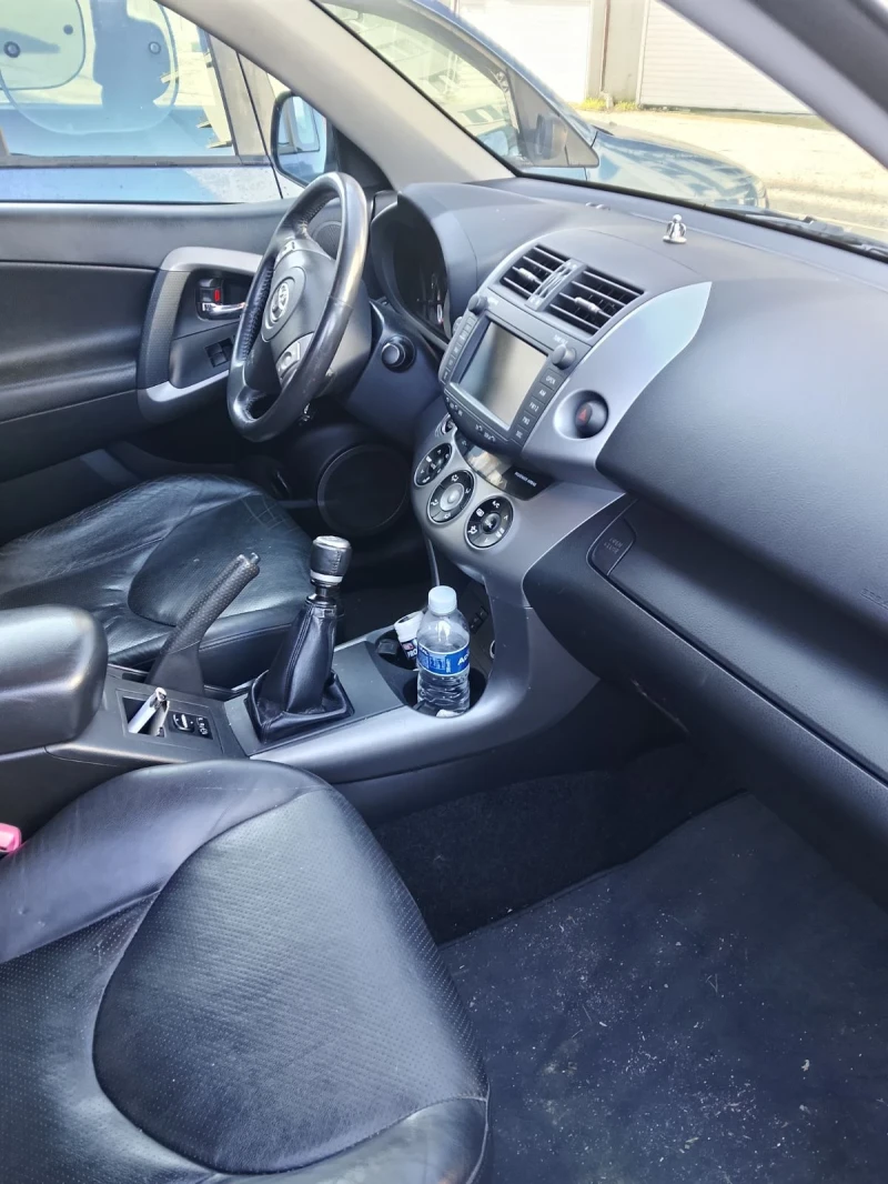 Toyota Rav4, снимка 5 - Автомобили и джипове - 52918959