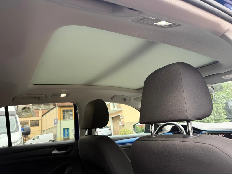 VW T-Roc 1.5 DSG. Очакван внос, снимка 7 - Автомобили и джипове - 52930845