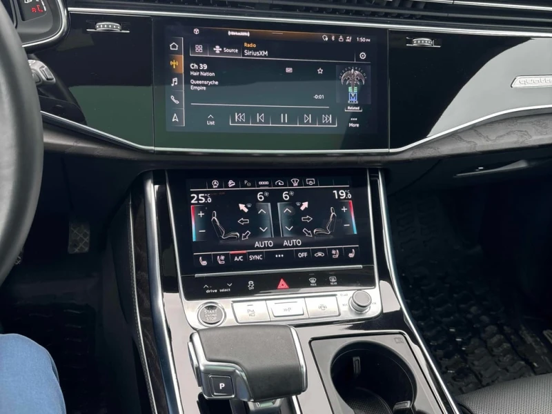 Audi Q8 Technik * CARFAX* ОБДУХВАНЕ* ДИСТРОНИК, снимка 9 - Автомобили и джипове - 53302173