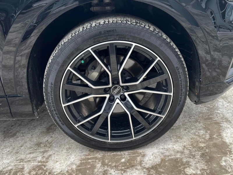 Audi Q8 Technik * CARFAX* ОБДУХВАНЕ* ДИСТРОНИК, снимка 6 - Автомобили и джипове - 53302173