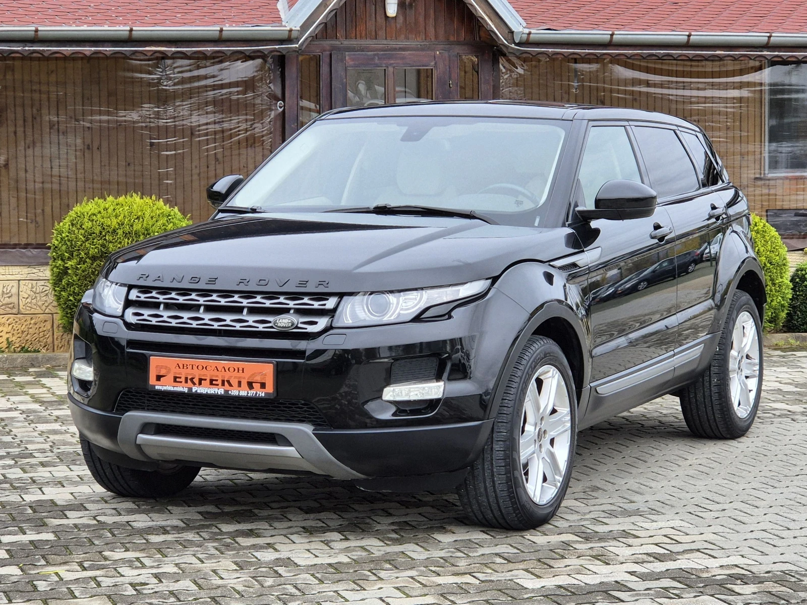 Land Rover Range Rover Evoque 2.2 дизел 150к.с. - изображение 2