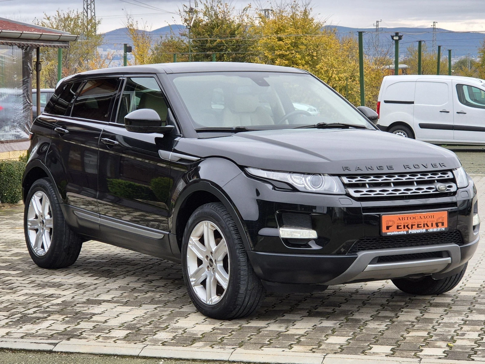 Land Rover Range Rover Evoque 2.2 дизел 150к.с. - изображение 5