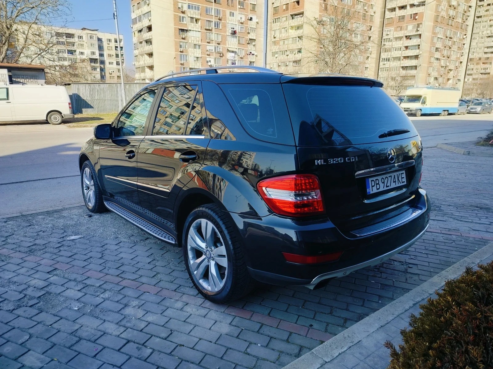 Mercedes-Benz ML 320  - изображение 4