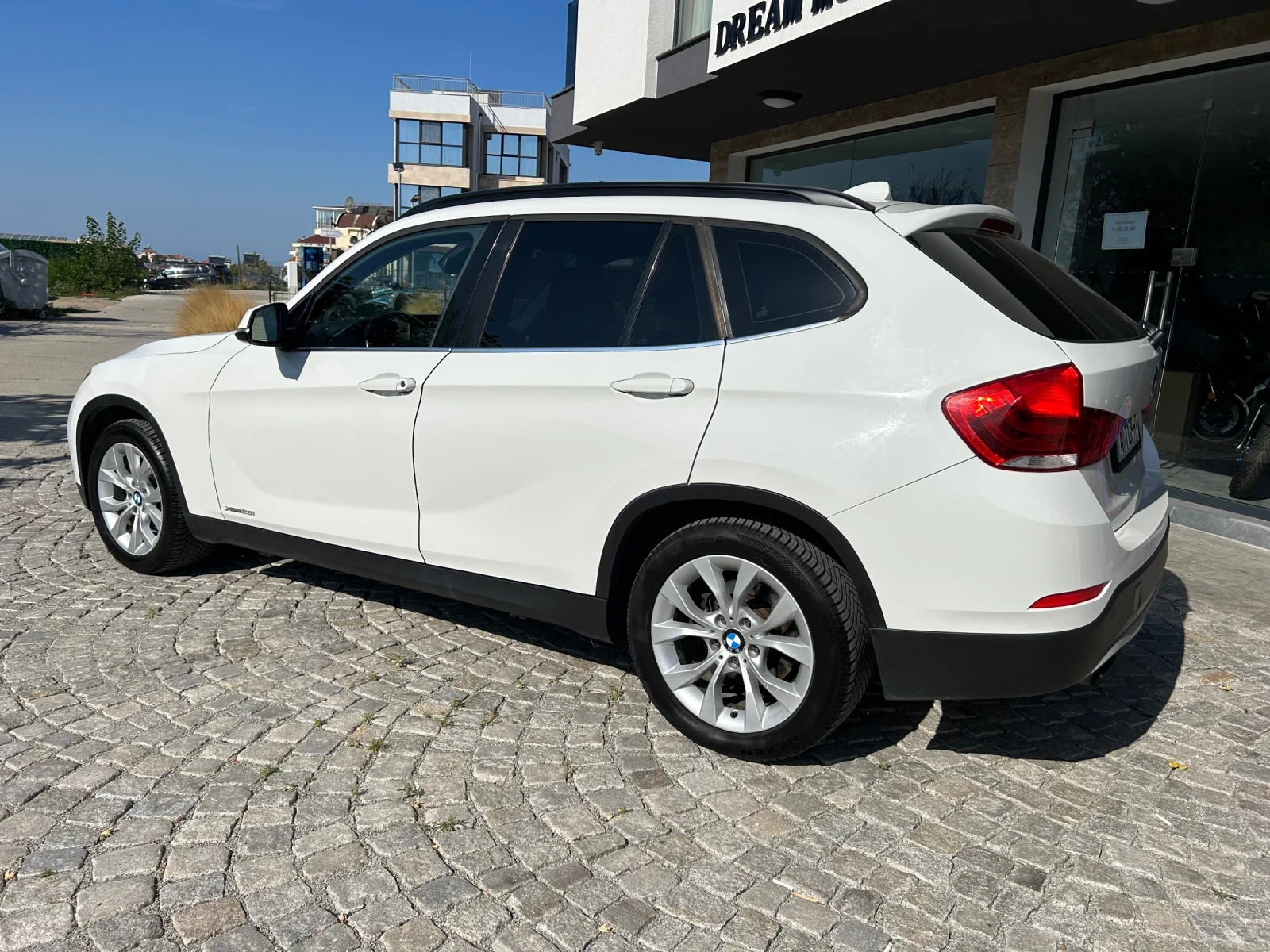 BMW X1 2.8i-XDrive- Лизинг - изображение 3