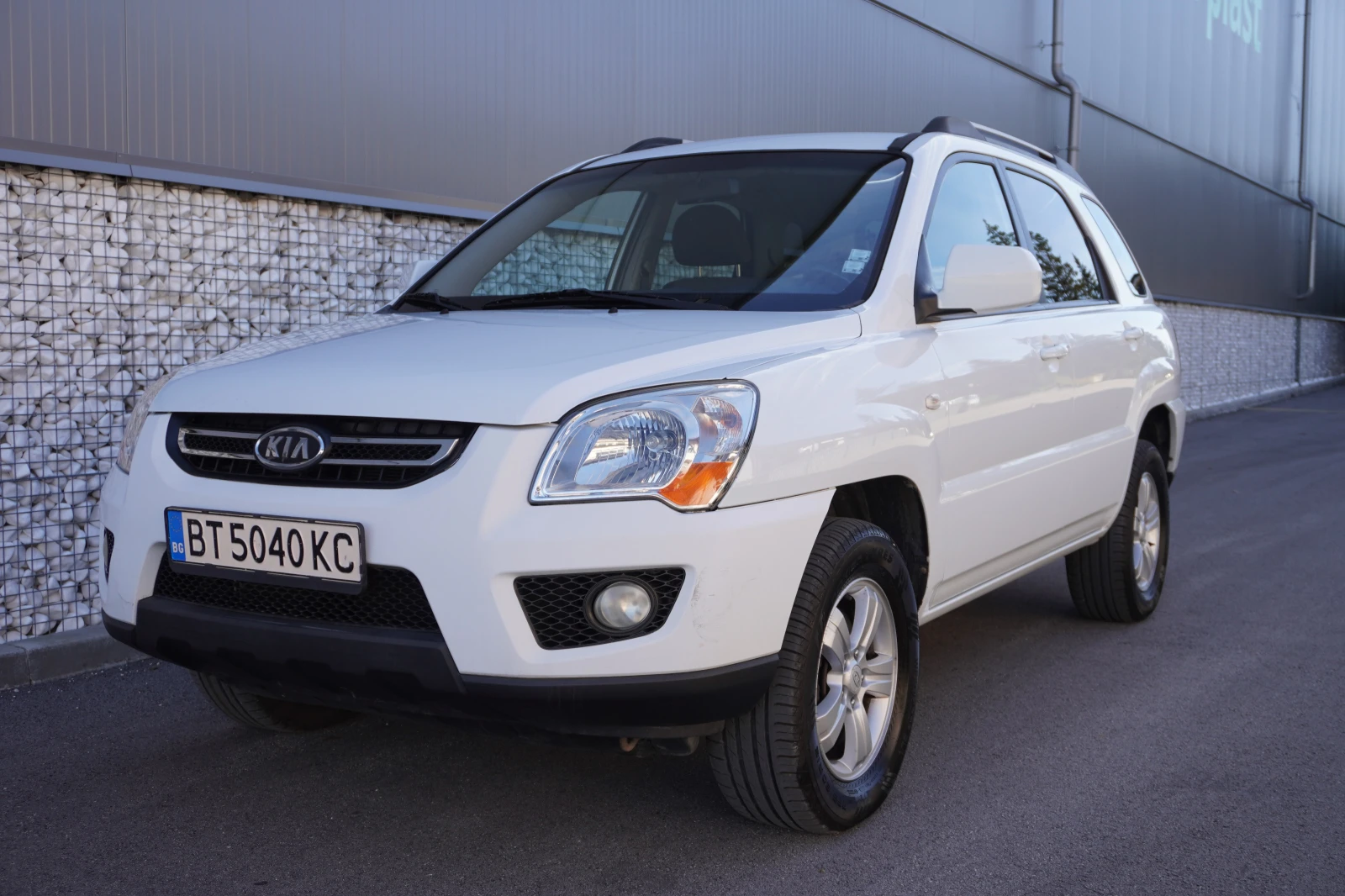 Kia Sportage 2.0i 4X4 140KC FACE | Mobile.bg — изображение 1