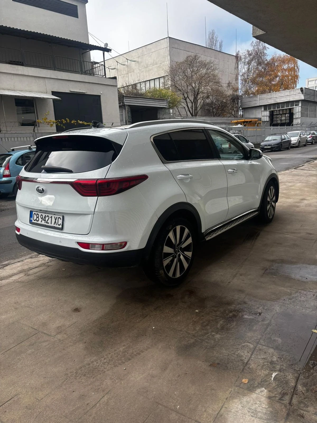 Kia Sportage 1, 7 crdi /141 k.c./ Автомат/ Панорама/ Keyless-go - изображение 5