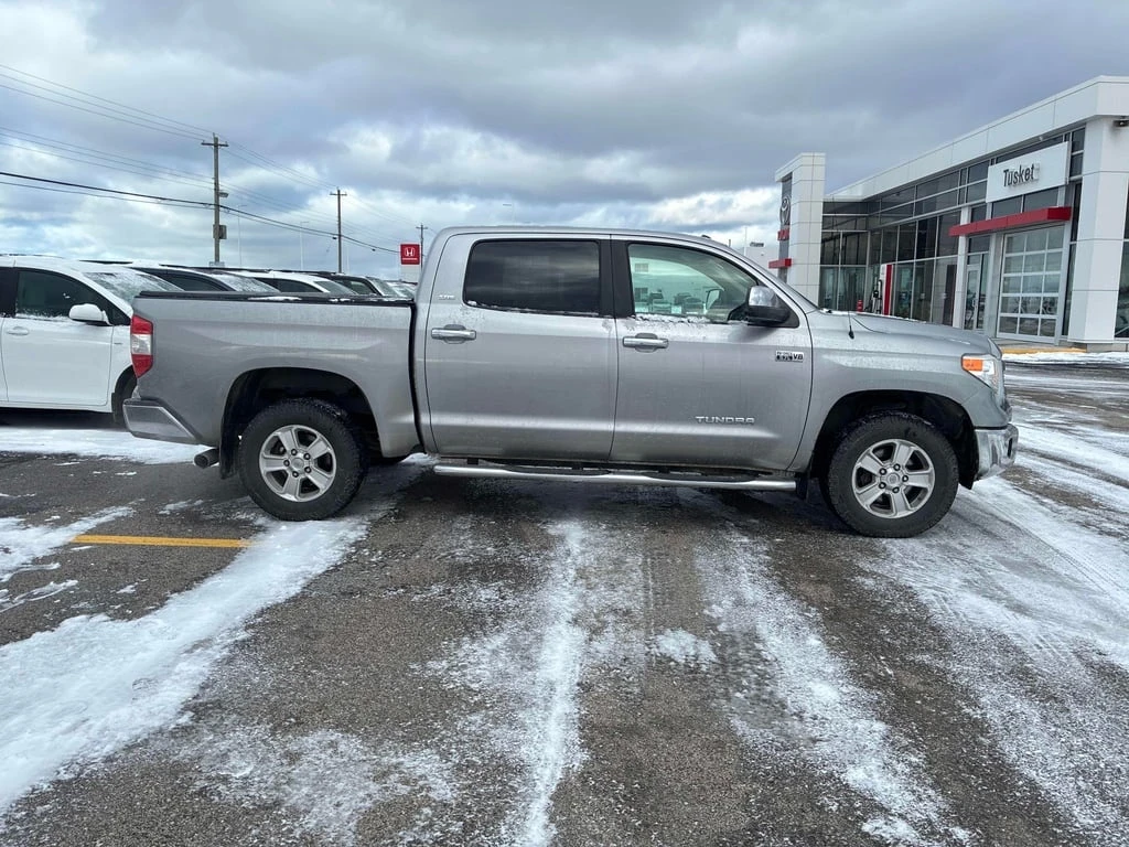 Toyota Tundra * SR5 * CARFAX * БЕЗ ПЪРВОНАЧАЛНА ВНОСКА - изображение 3