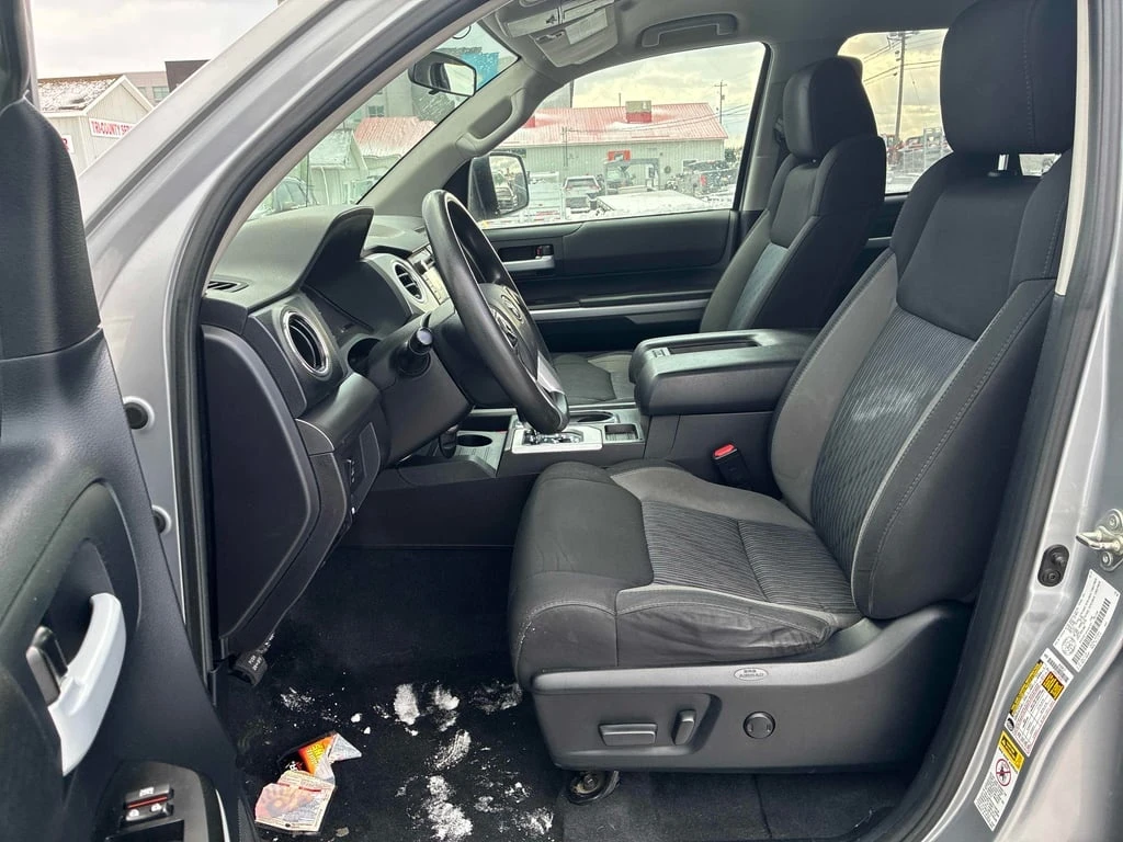 Toyota Tundra * SR5 * CARFAX * БЕЗ ПЪРВОНАЧАЛНА ВНОСКА - изображение 5