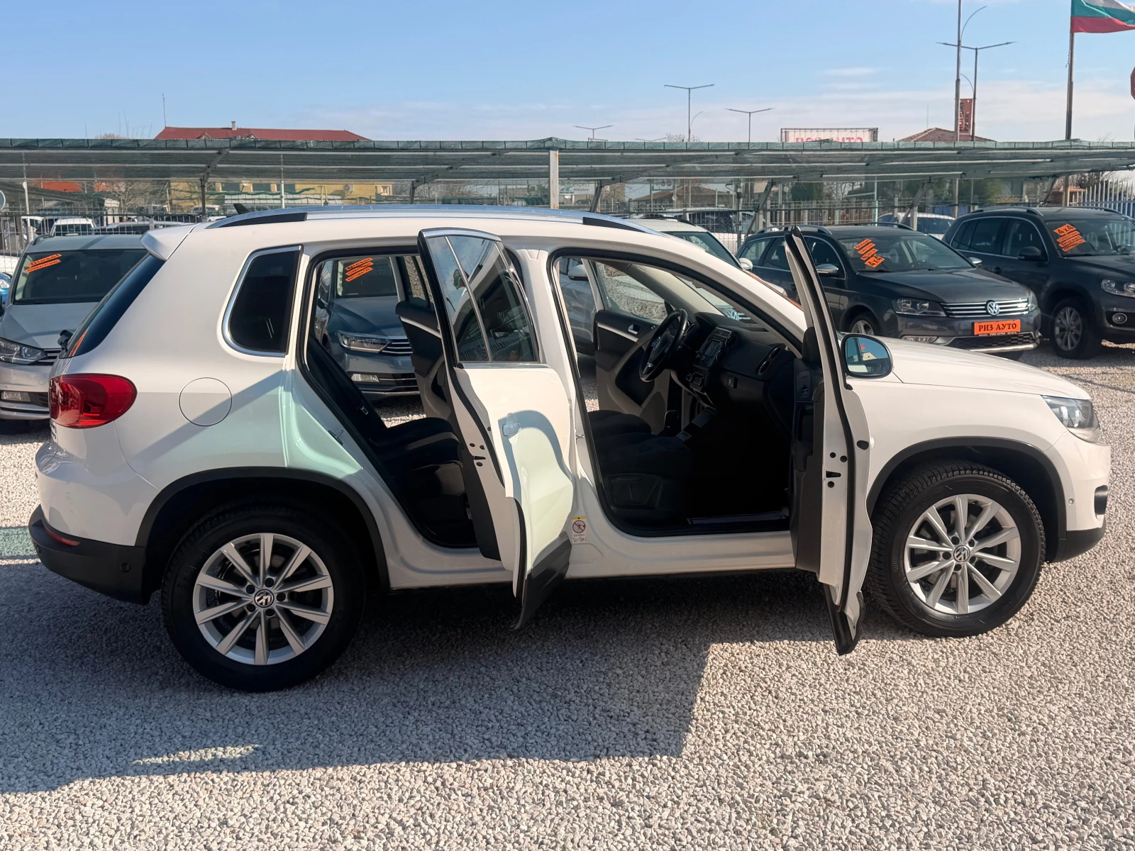 VW Tiguan 2.0TDI* AUTOMAT* 4X4* 140ks* NAVI* ������ | Mobile.bg � ����������� 6