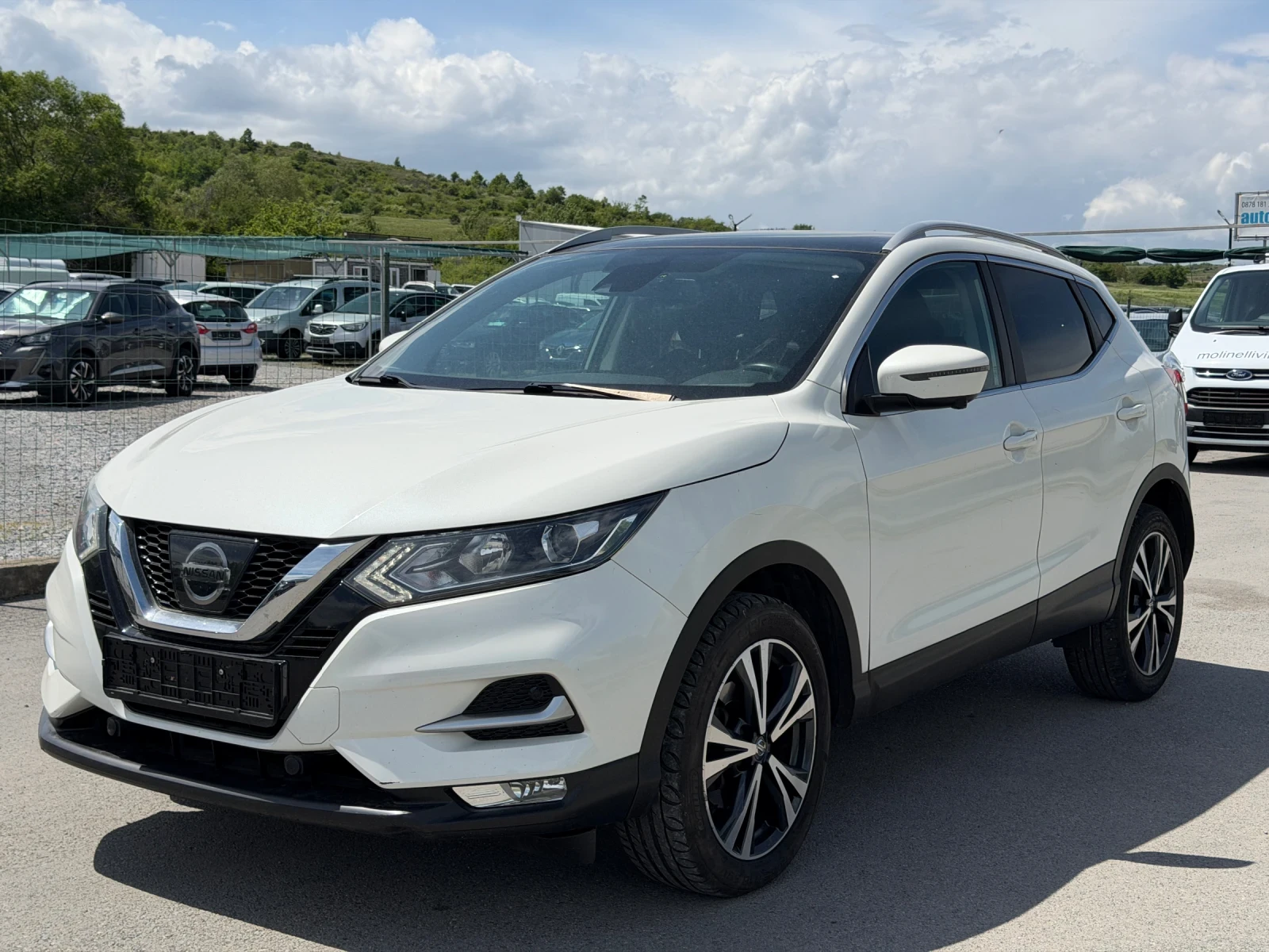 Nissan Qashqai 1.5 Turbodiesel Acenta, снимка 3 - Автомобили и джипове - 54574063