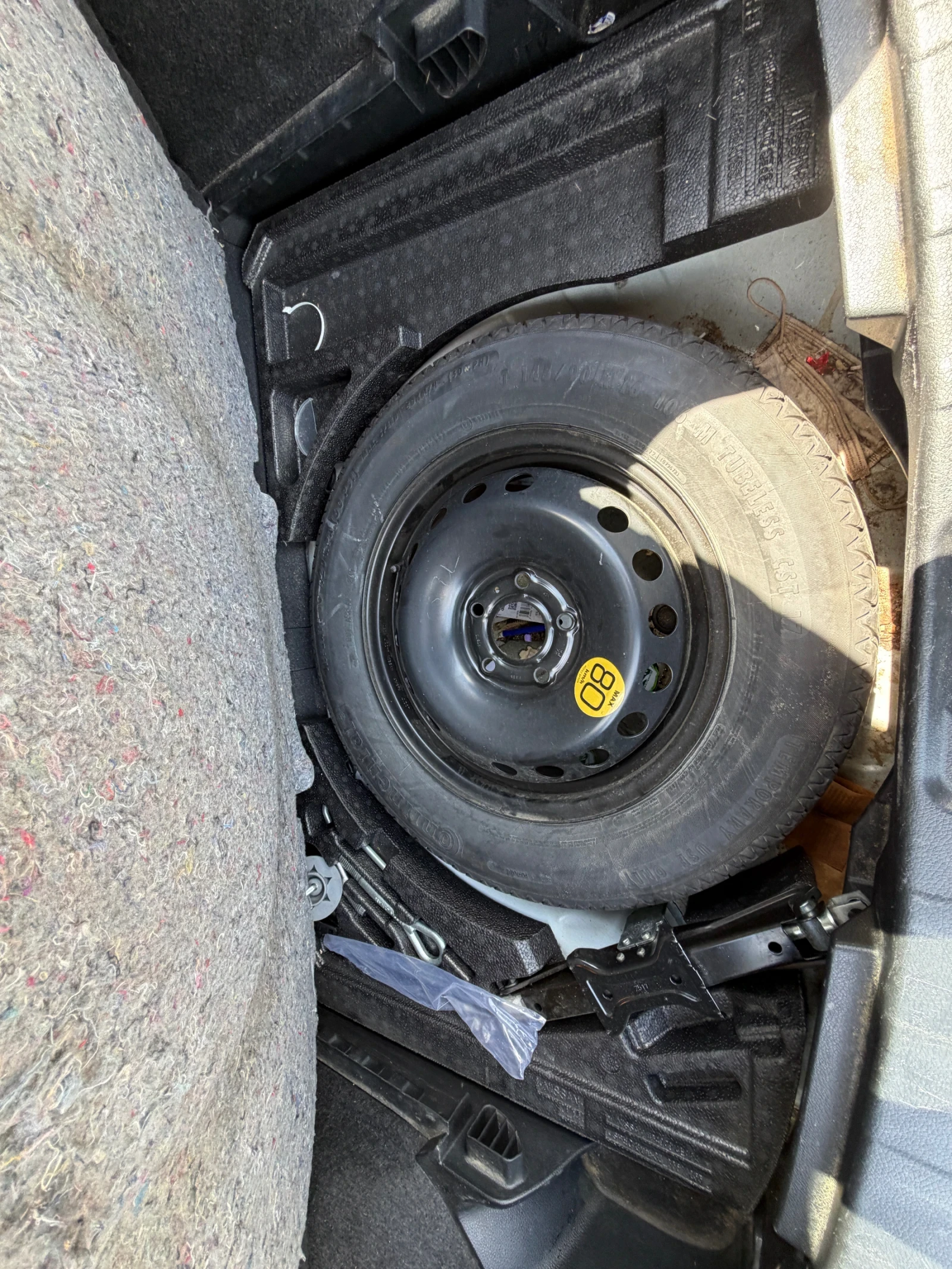 Nissan Qashqai 1.5 Turbodiesel Acenta, снимка 9 - Автомобили и джипове - 54574063