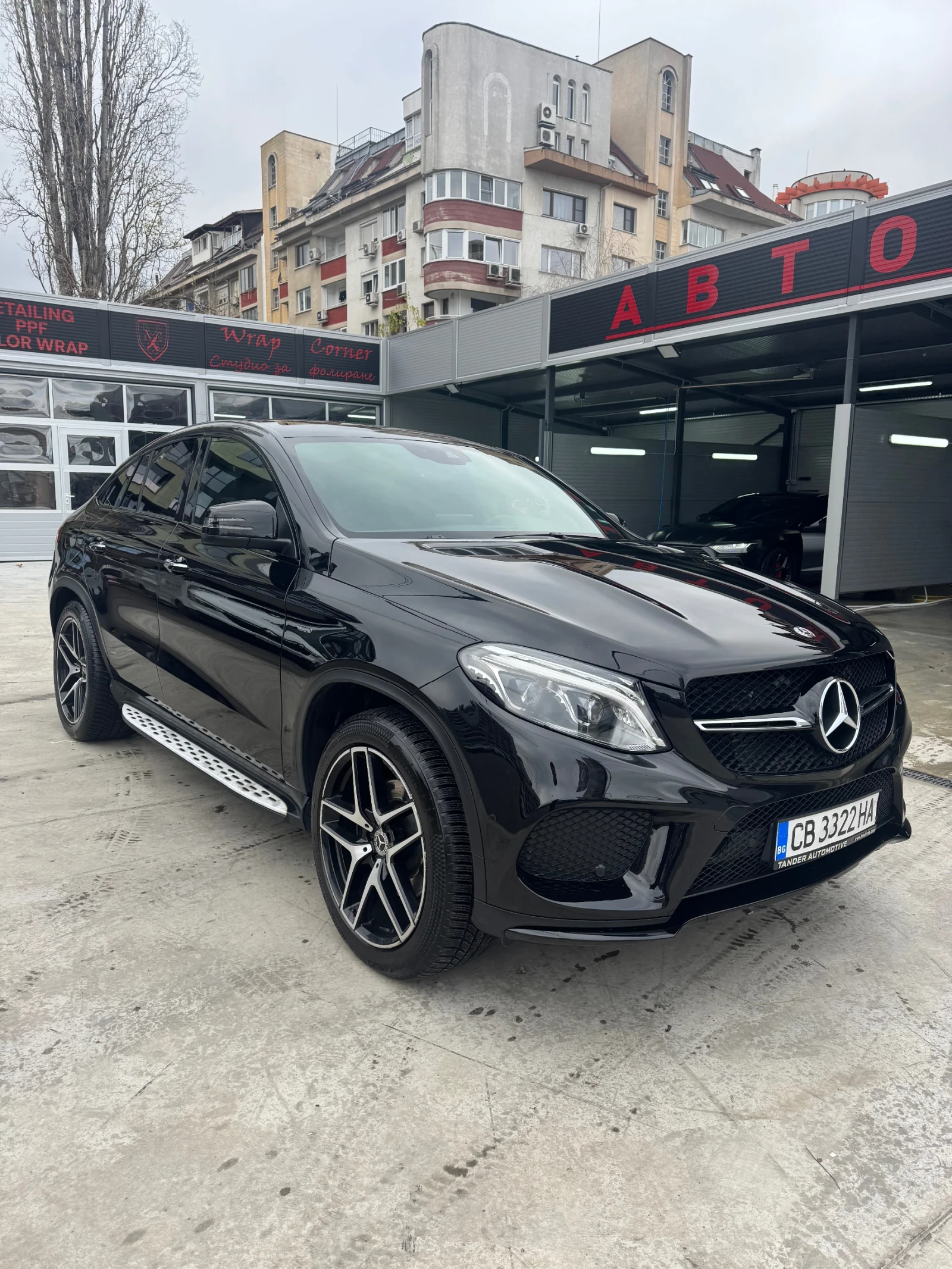 Mercedes-Benz GLE 350 350 Pano OrangeArt Edition, снимка 3 - Автомобили и джипове - 54807090