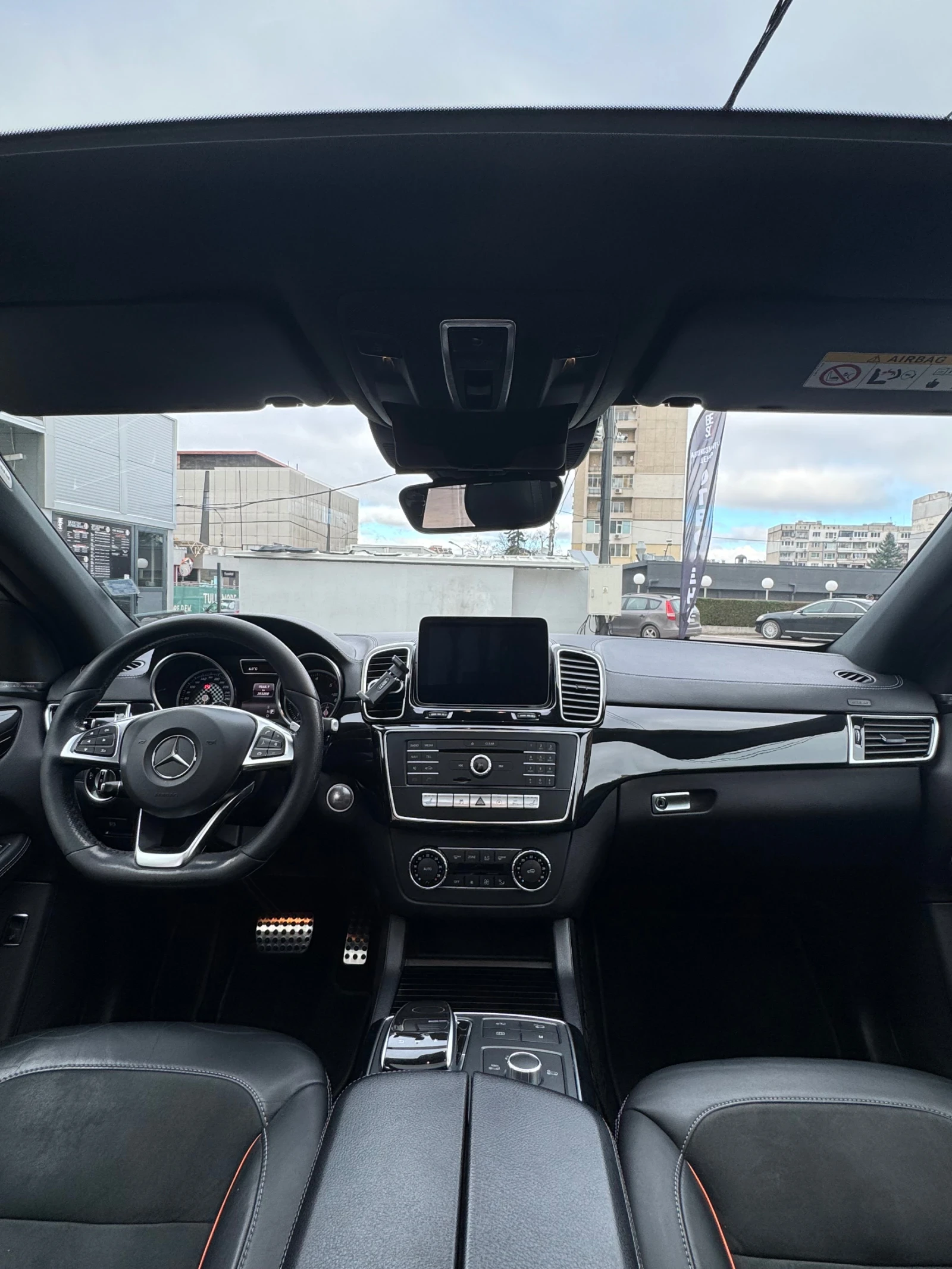 Mercedes-Benz GLE 350 350 Pano OrangeArt Edition, снимка 10 - Автомобили и джипове - 54807090