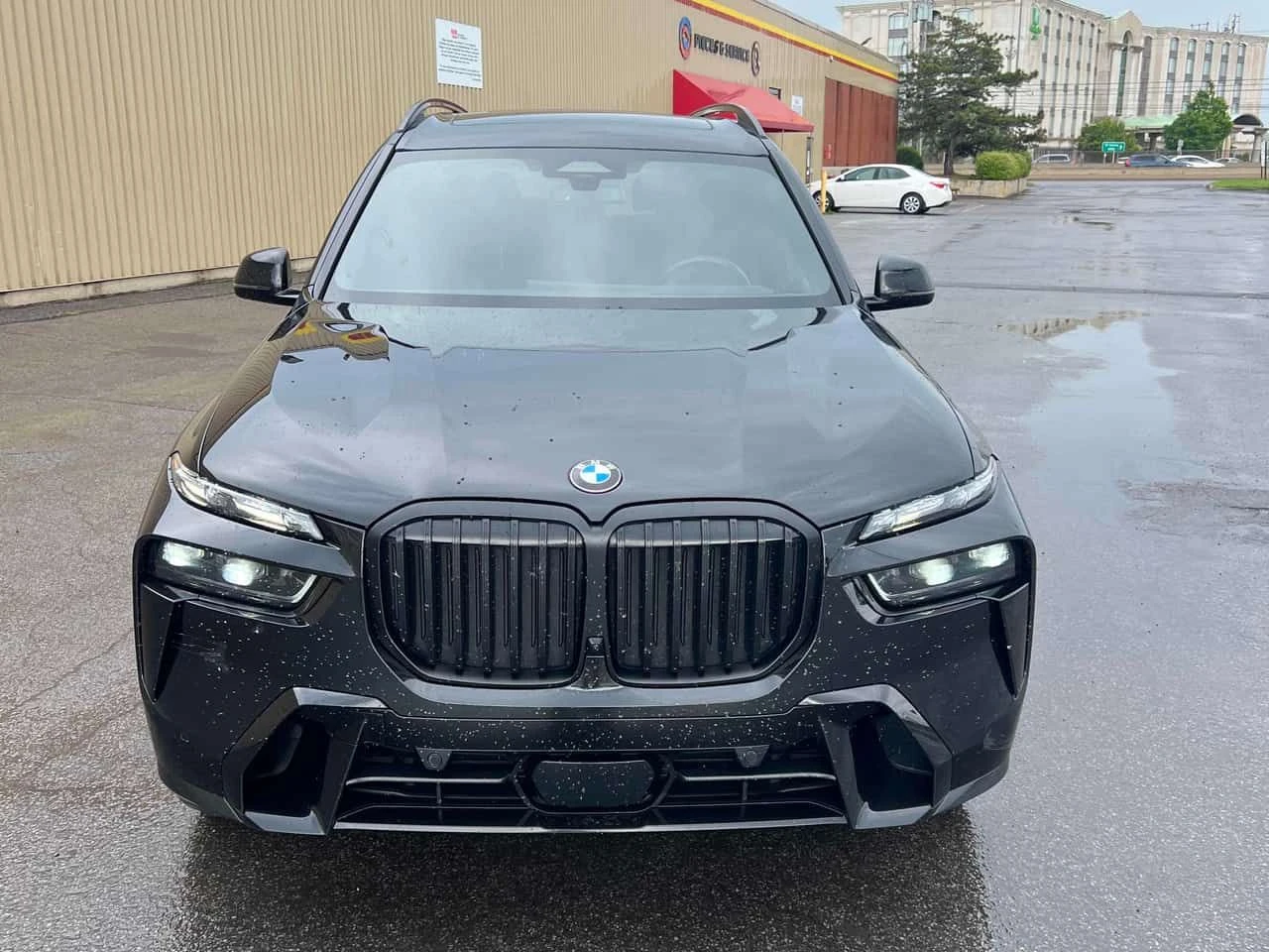 BMW X7 * xDrive40i * МАСАЖИ * ДИСТРОНИК * 360 * ОБДУХ, снимка 6 - Автомобили и джипове - 54983793