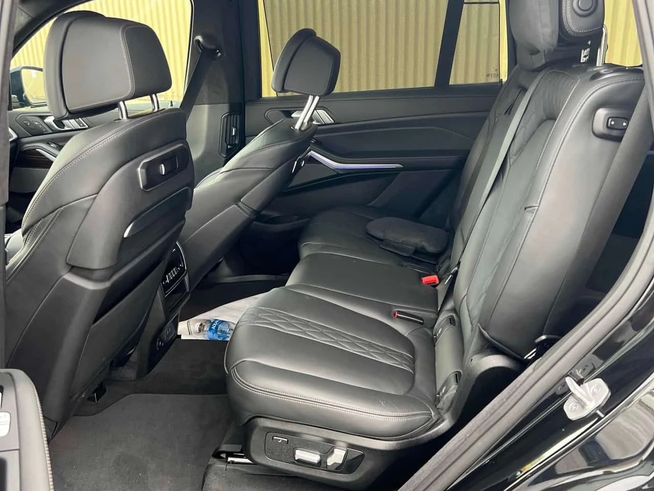 BMW X7 * xDrive40i * МАСАЖИ * ДИСТРОНИК * 360 * ОБДУХ, снимка 10 - Автомобили и джипове - 54983793