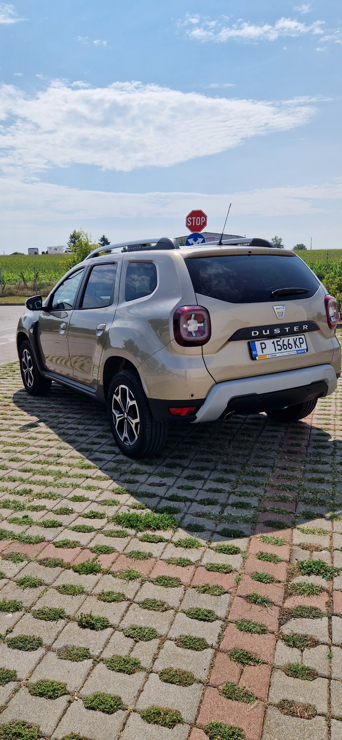 Dacia Duster 1.5 dci 116 кс 4х4, снимка 6 - Автомобили и джипове - 55322097