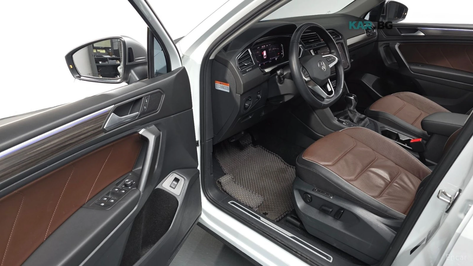VW Tiguan Allspace* HUD* 360* КОЖА* ОБДУХ* НАВИ* ПАНО, снимка 10 - Автомобили и джипове - 55886338