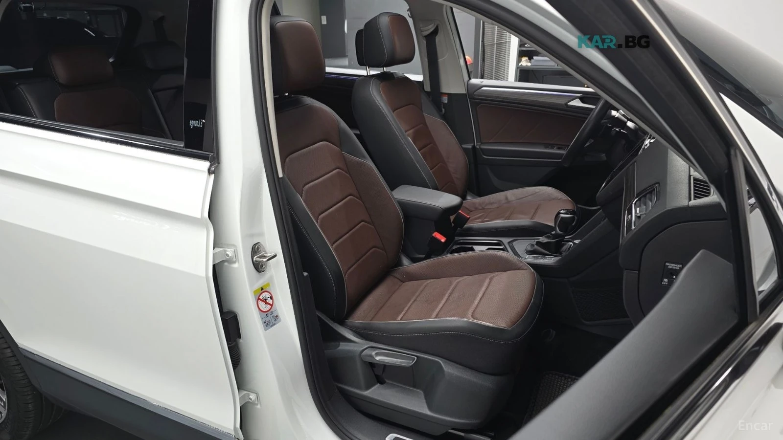 VW Tiguan Allspace* HUD* 360* КОЖА* ОБДУХ* НАВИ* ПАНО, снимка 8 - Автомобили и джипове - 55886338