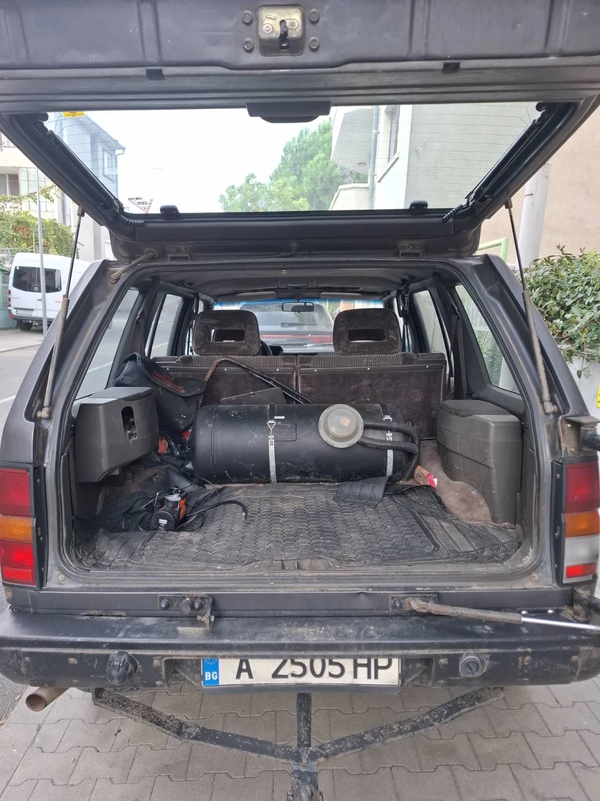 Nissan Terrano, снимка 7 - Автомобили и джипове - 56714238