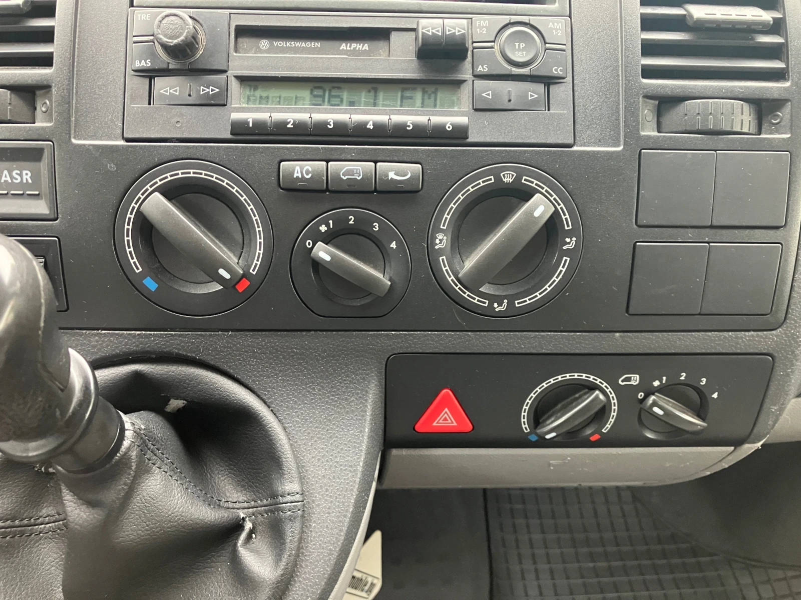 VW T5 Transporter 1.9tdi 105kc | Mobile.bg   16