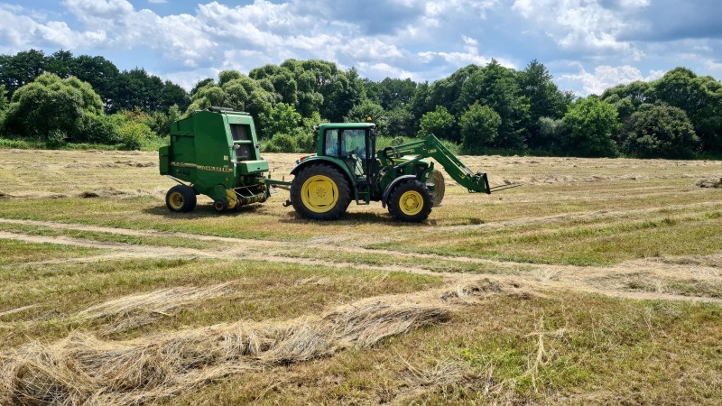 Балировачка John Deere 590 Premium , снимка 1 - Селскостопанска техника - 46041851