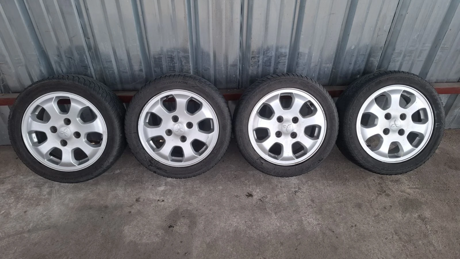 Гуми с джанти Goodyear 195/50R15
