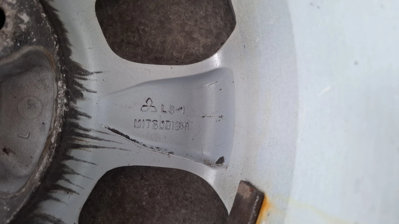 Гуми с джанти Goodyear 195/50R15, снимка 7 - Гуми и джанти - 54097880