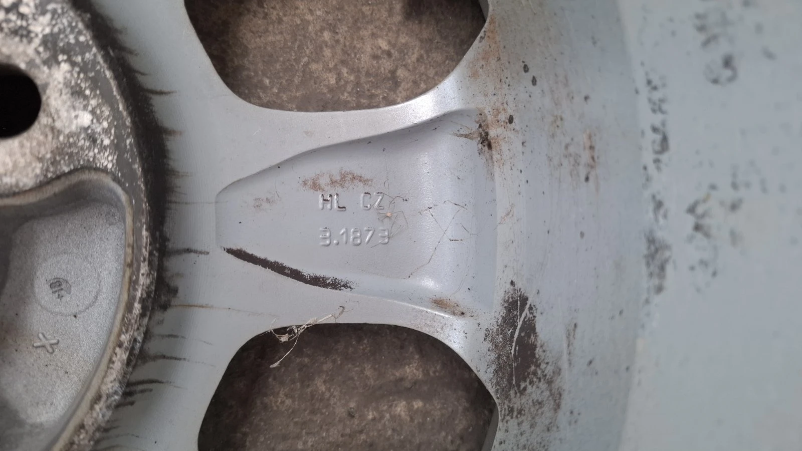 Гуми с джанти Goodyear 195/50R15, снимка 10 - Гуми и джанти - 54097880