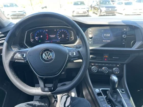 VW Jetta КОЖА, ПОДРЕВ, НАВИ, СЕРВИЗНА ИСТОРИЯ, ЦЕНА ДО БГ, снимка 12