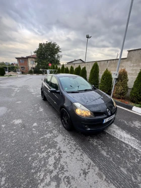 Обява за продажба на Renault Clio 1.6i ~4 300 лв. - изображение 1