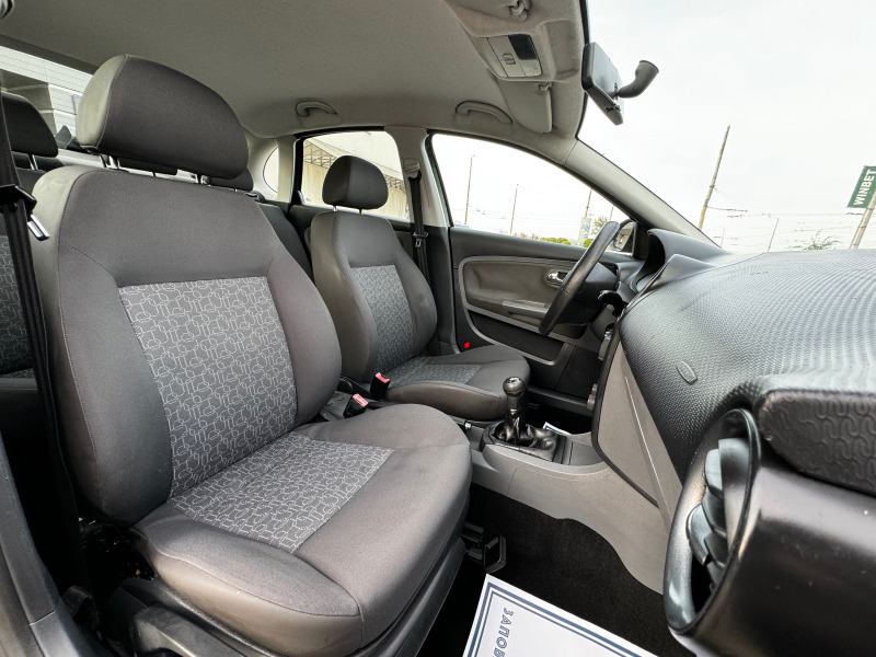 Seat Cordoba 1.4i~85hp~KLIMA, снимка 14 - Автомобили и джипове - 42705522