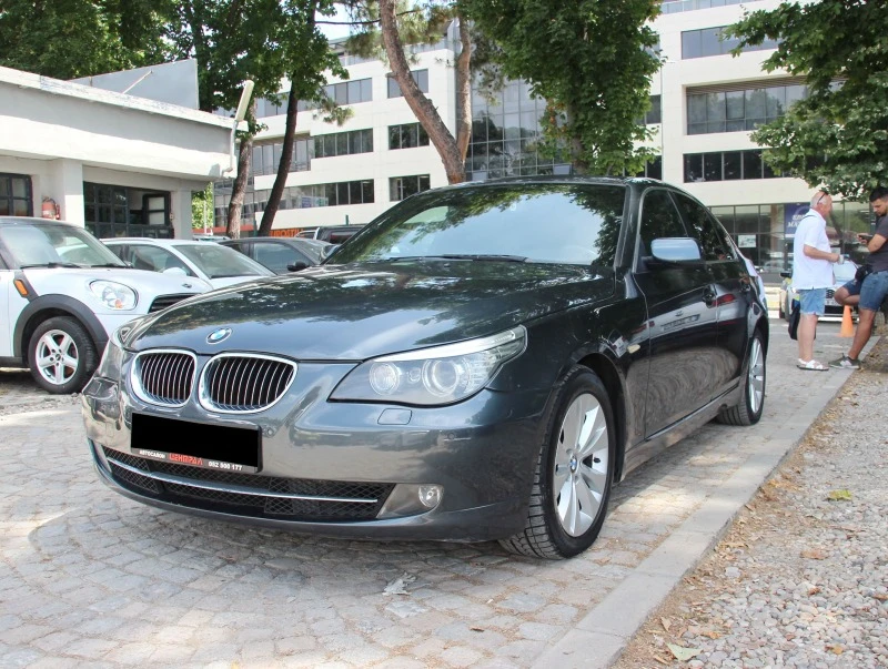 BMW 525 D  С РЕГИСТРАЦИЯ  , снимка 1 - Автомобили и джипове - 47450375