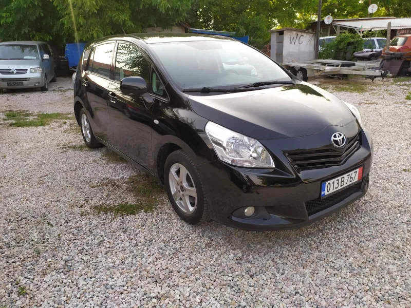 Toyota Verso D4D 126 к.с., снимка 2 - Автомобили и джипове - 48694892