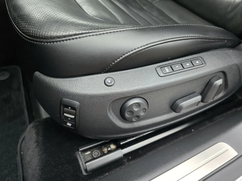 VW Passat 2.0TDI  NAVI DSG, снимка 12 - Автомобили и джипове - 48714572