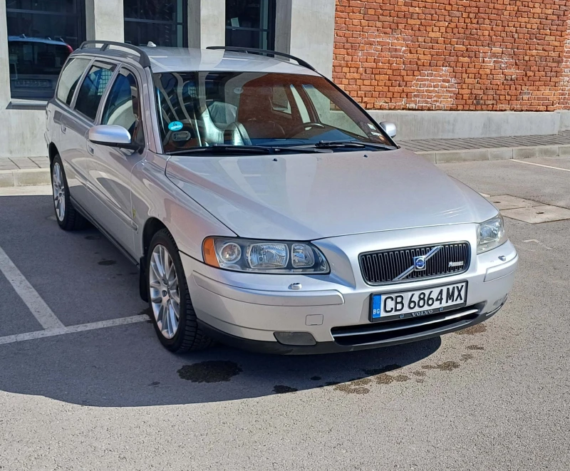 Volvo V70, снимка 1 - Автомобили и джипове - 49416706