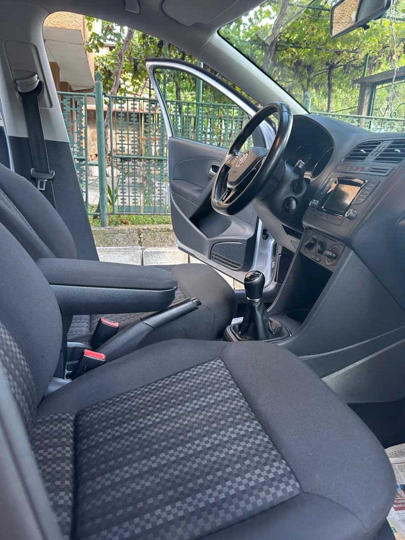 VW Polo, снимка 7 - Автомобили и джипове - 51933211