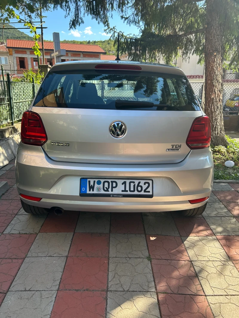 VW Polo, снимка 5 - Автомобили и джипове - 51933211