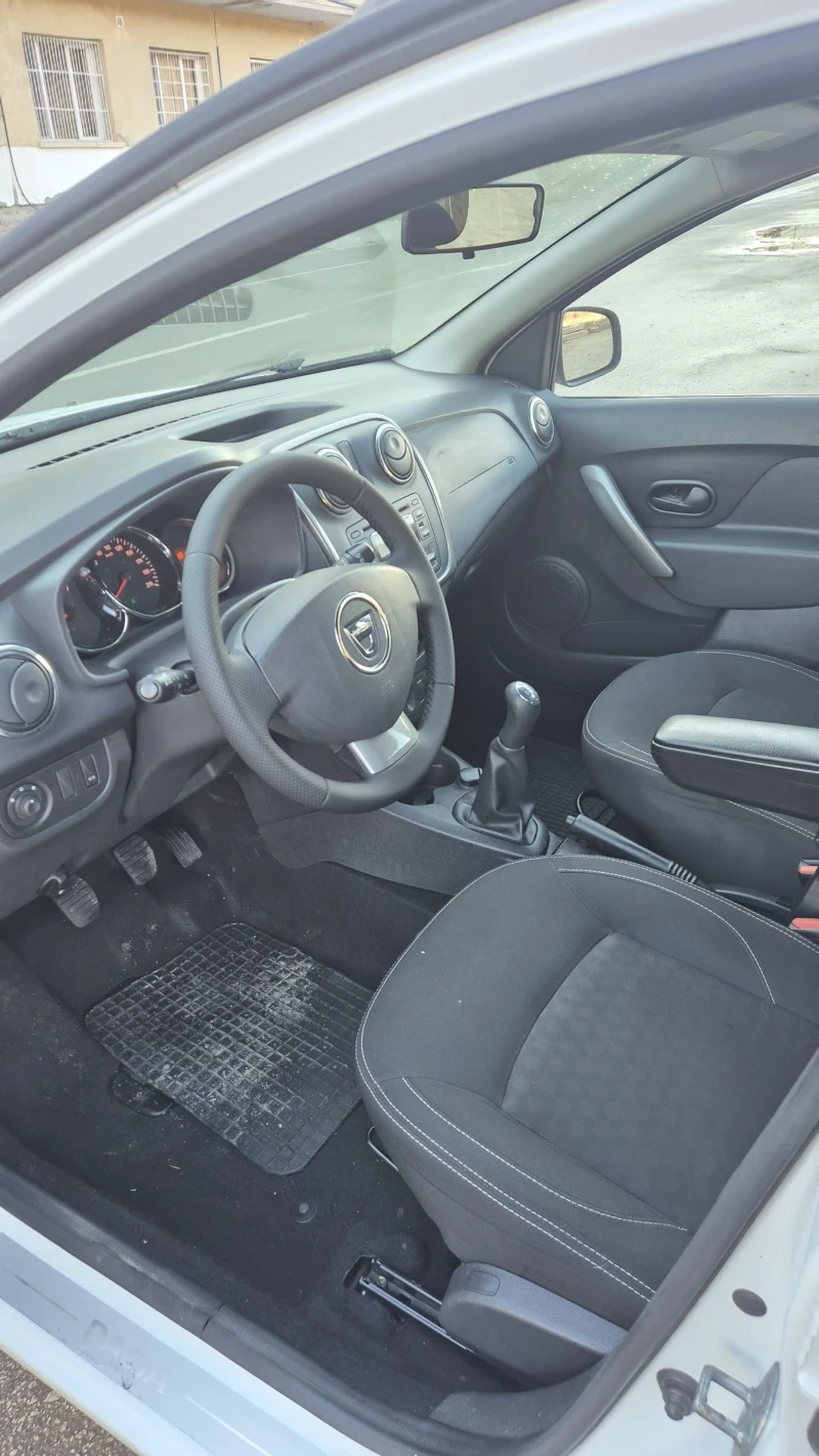 Dacia Logan 1.5 DCI, снимка 13 - Автомобили и джипове - 53029998