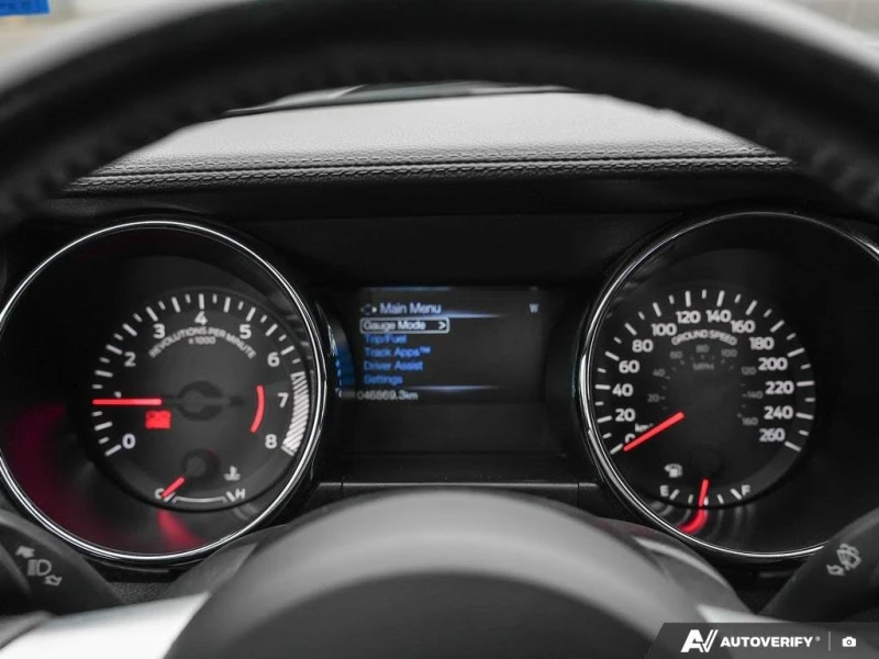 Ford Mustang GT Coupe RWD * CARFAX * АвтоКредит* (ЦЕНА ДО БГ), снимка 9 - Автомобили и джипове - 53272431