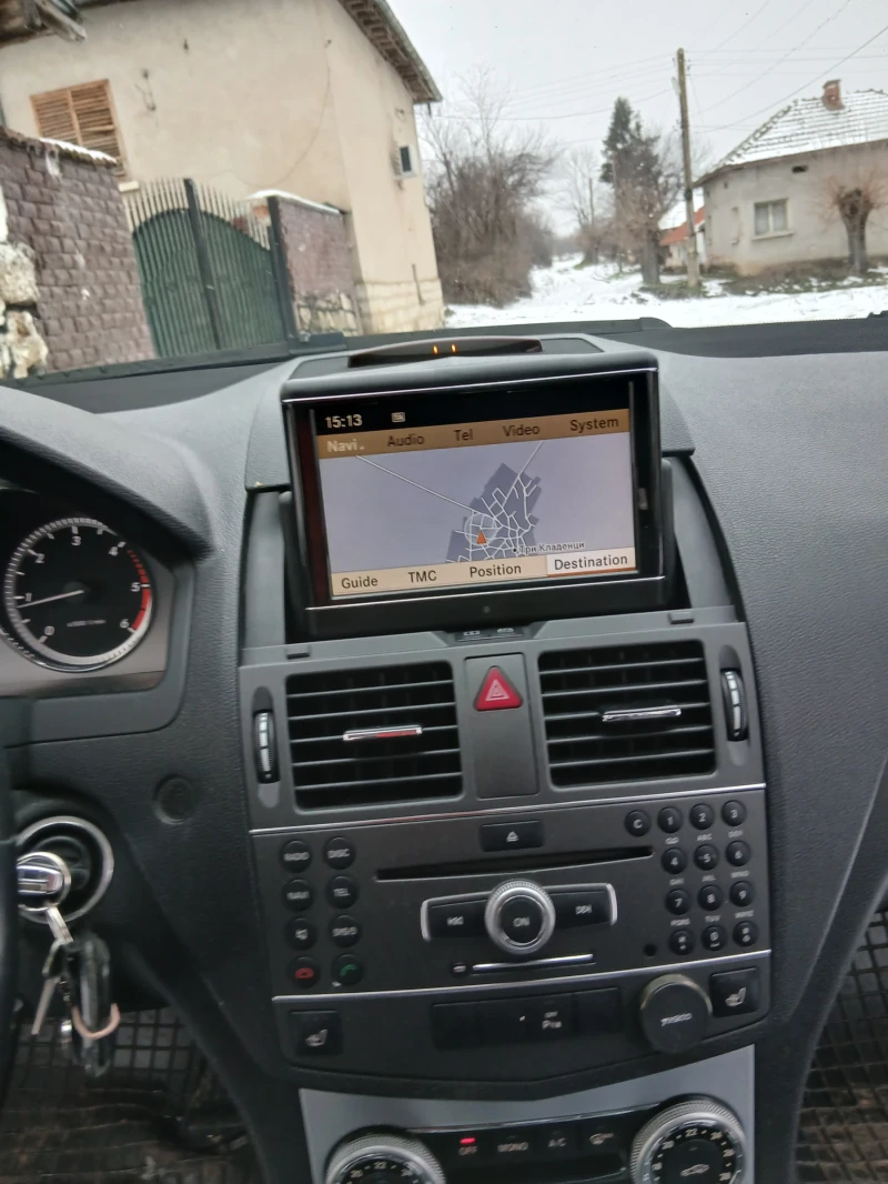 Mercedes-Benz C 220, снимка 2 - Автомобили и джипове - 53430976