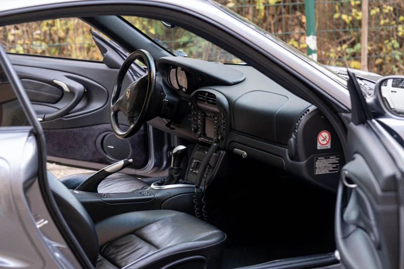 Porsche 911 turbo, снимка 4 - Автомобили и джипове - 53499665