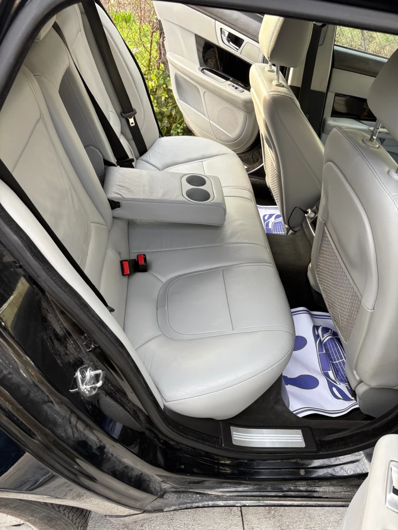 Jaguar Xf Xf, снимка 2 - Автомобили и джипове - 53541354